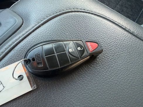 Used 2013 RAM 2500 SLT w/ Luxury Group image 23