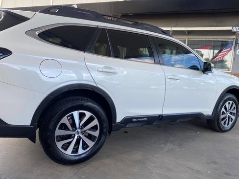 Used 2020 Subaru Outback Premium AWD/4WD image 10