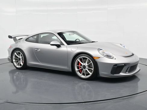 Certified 2018 Porsche 911 GT3 RWD image 9