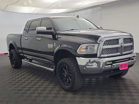 Used 2018 RAM 3500 Laramie w/ Cold Weather Group image 7