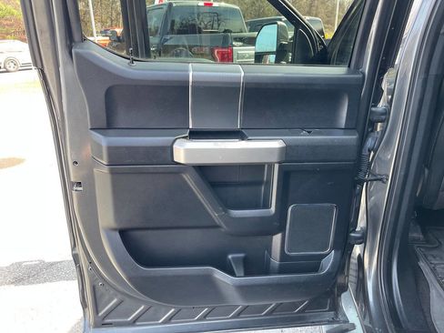 Used 2019 Ford F150 Lariat w/ Equipment Group 502A Luxury image 26