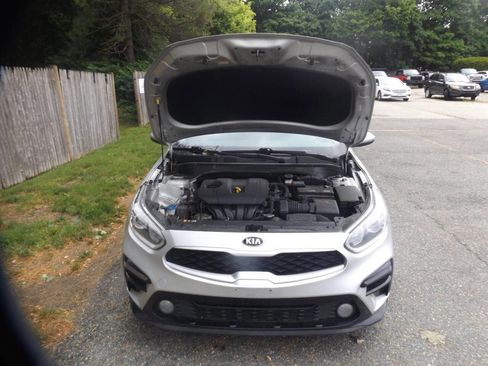Used 2019 Kia Forte LXS FWD image 8