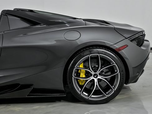 Used 2019 McLaren 720S Performance image 14