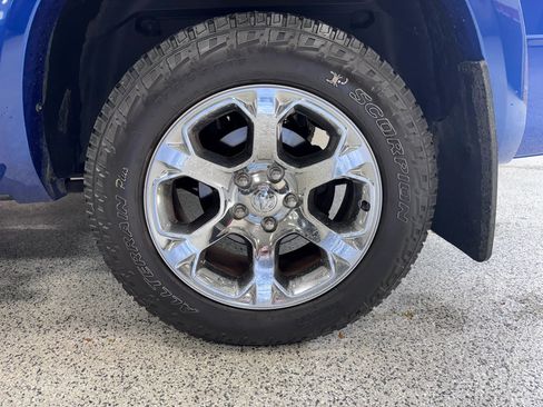 Used 2014 RAM 1500 Laramie w/ Convenience Group AWD/4WD image 15