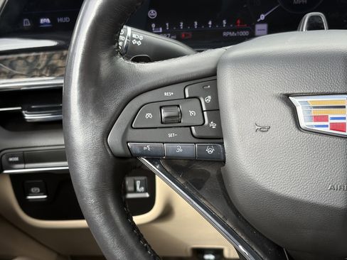 Certified 2024 Cadillac Escalade Premium Luxury image 20