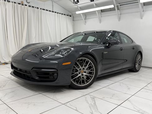 Certified 2023 Porsche Panamera 4 image 7