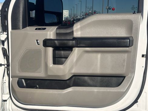 Used 2018 Ford F250 XL w/ Power Equipment Group image 22