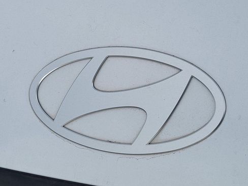 New 2025 Hyundai Sonata SE FWD image 13