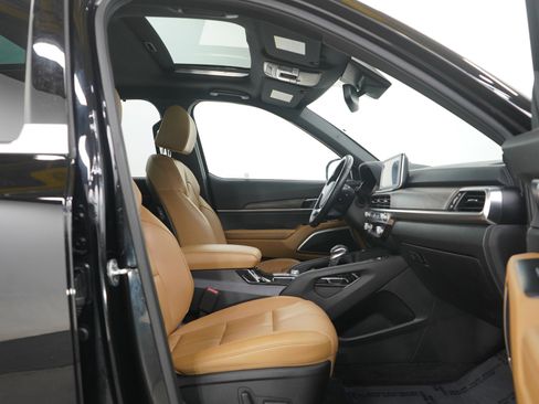 Used 2022 Kia Telluride SX image 11