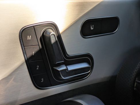 Certified 2025 Mercedes-Benz CLA 250 image 26