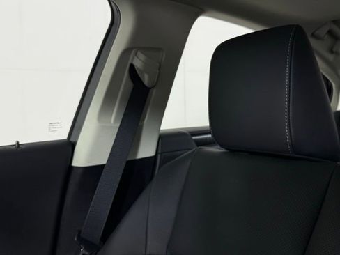 Certified 2025 Lexus ES 300h w/ Premium Package image 21