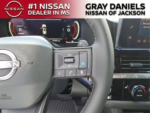New 2026 Nissan Pathfinder SL FWD image 15