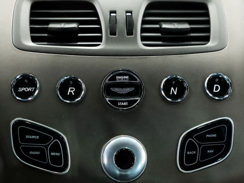 Used 2016 Aston Martin V8 Vantage GT image 4