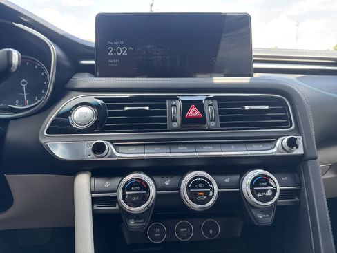 Used 2022 Genesis G70 2.0T w/ Prestige Package RWD image 12