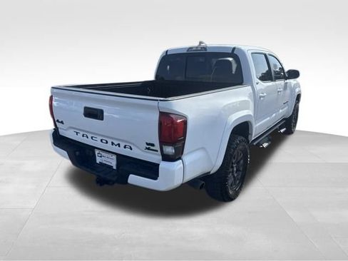 Used 2023 Toyota Tacoma SR5 w/ Technology Package AWD/4WD image 5