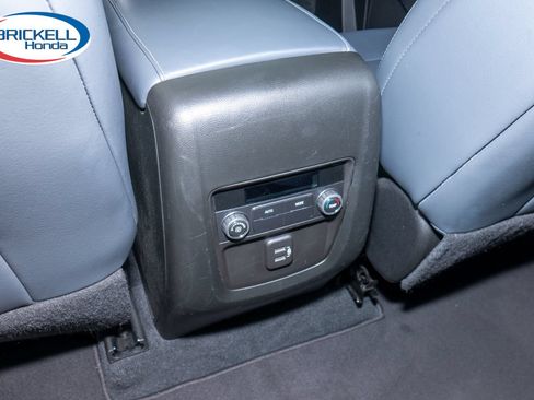 Used 2024 Buick Enclave Essence w/ Technology Package FWD image 24