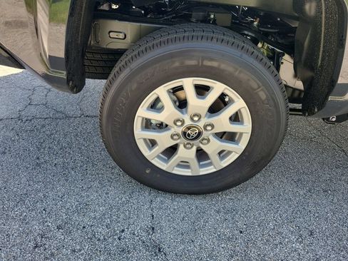 New 2026 Toyota Tacoma SR5 AWD/4WD image 30