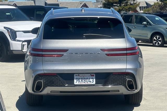 Used 2024 Genesis GV70 2.5T AWD/4WD image 4