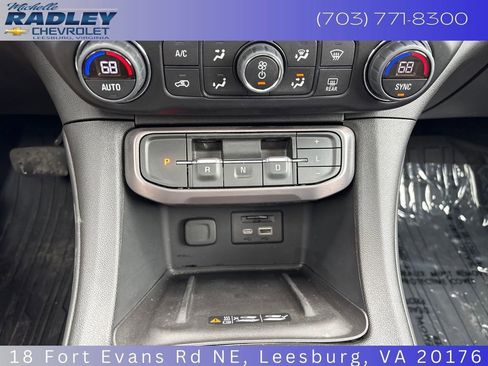 Used 2022 GMC Acadia AT4 w/ Technology Package AWD/4WD image 20