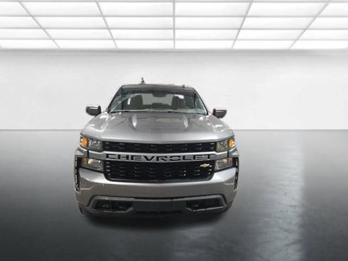 Used 2020 Chevrolet Silverado 1500 Custom w/ Custom Value Package image 10