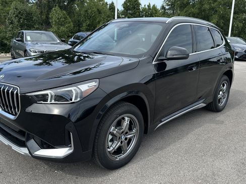 Used 2025 BMW X1 xDrive28i AWD/4WD image 5
