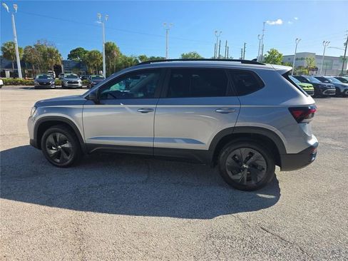 New 2026 Volkswagen Taos S FWD image 5