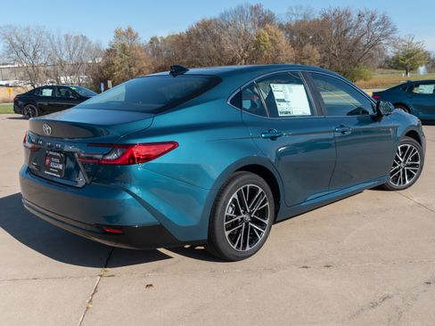 New 2026 Toyota Camry XLE image 21