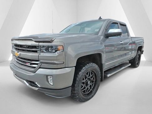 Used 2017 Chevrolet Silverado 1500 LTZ Z71 AWD/4WD image 3