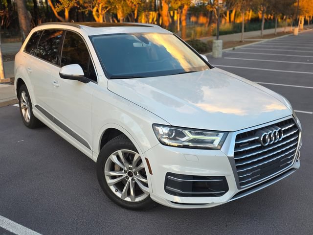 Used 2017 Audi Q7 3.0T Premium AWD/4WD image 3
