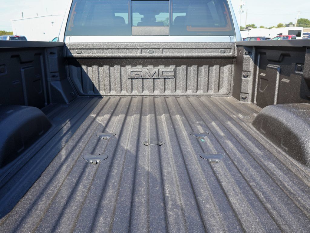New 2026 GMC Sierra 2500 SLT w/ SLT Premium Package AWD/4WD image 6