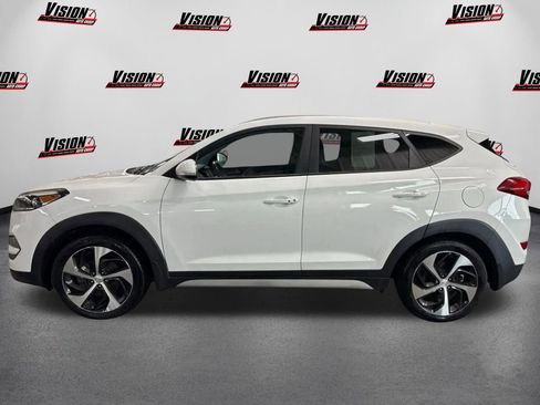 Used 2017 Hyundai Tucson Sport image 8