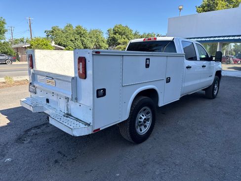 Used 2018 Chevrolet Silverado 3500 W/T RWD image 5