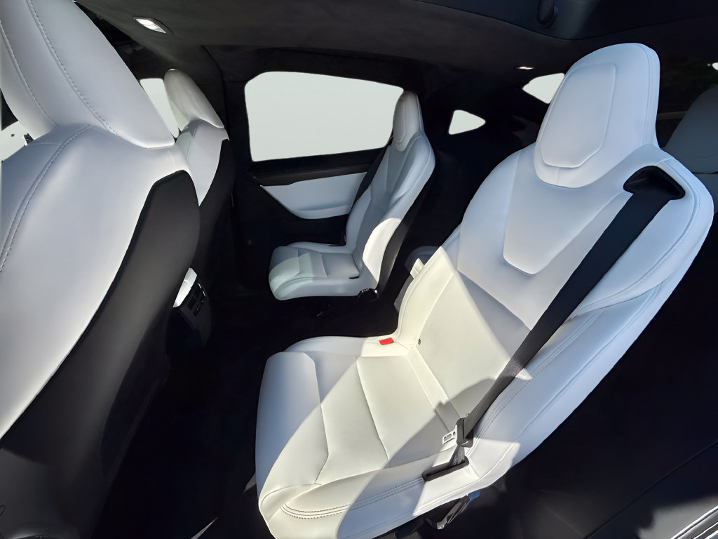Used 2021 Tesla Model X Performance AWD/4WD image 11