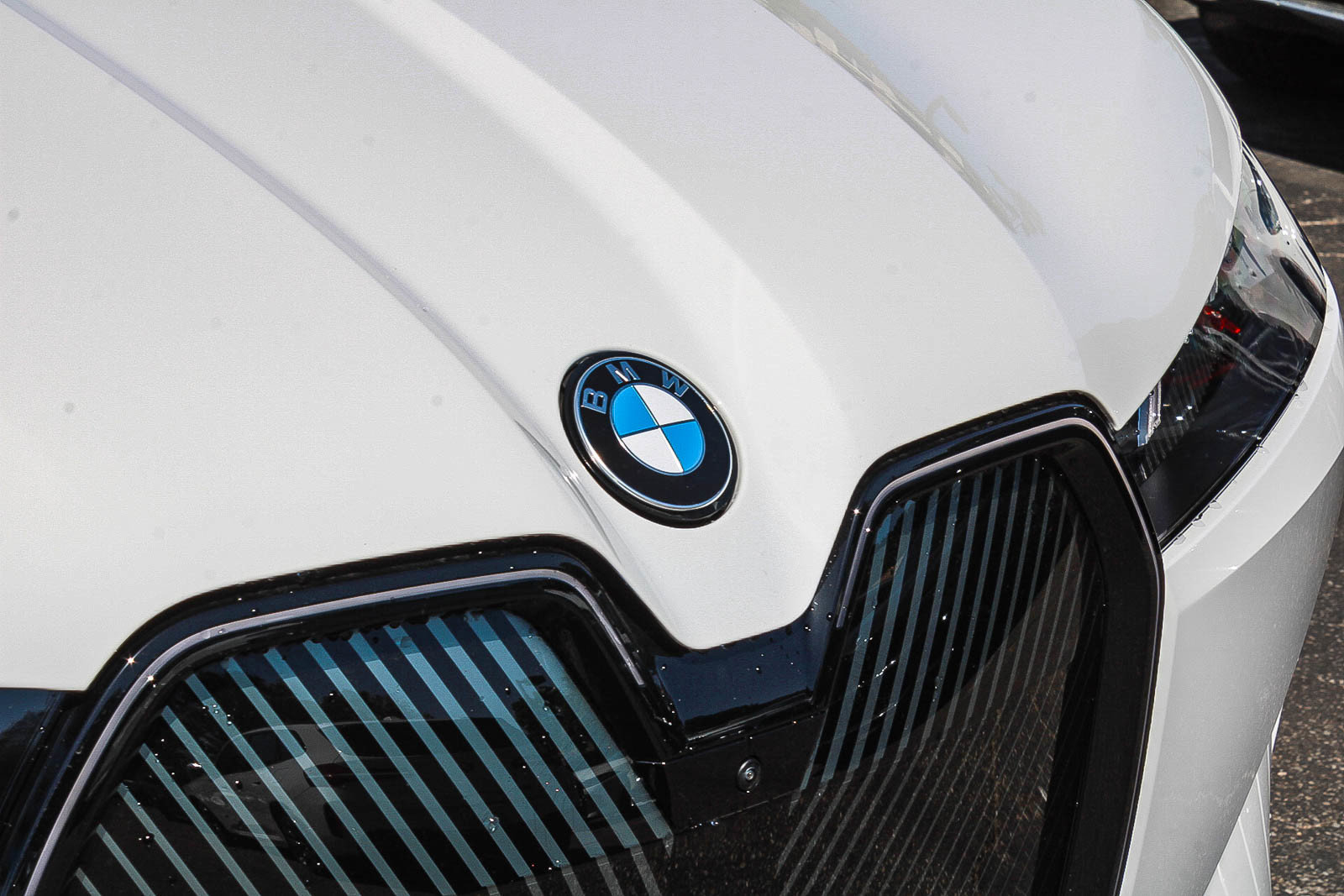 Certified 2026 BMW iX xDrive45 AWD/4WD image 9