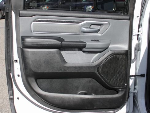 Used 2022 RAM 1500 Big Horn AWD/4WD image 32