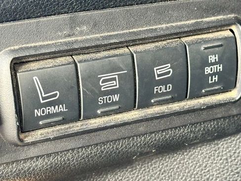 Used 2016 Ford Explorer Limited image 11