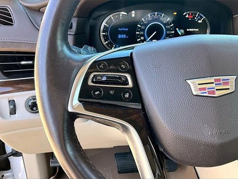 Used 2017 Cadillac Escalade Luxury image 10