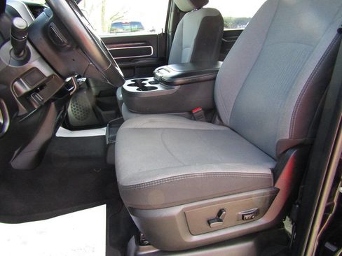 Used 2024 RAM 2500 Big Horn image 18