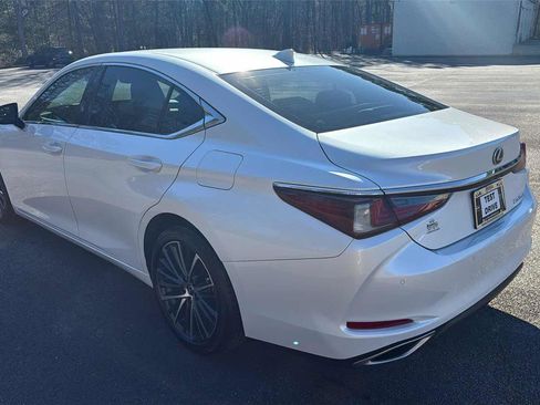 Used 2024 Lexus ES 350 w/ Premium Package image 7