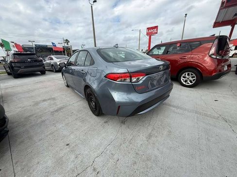 Used 2020 Toyota Corolla LE FWD image 5