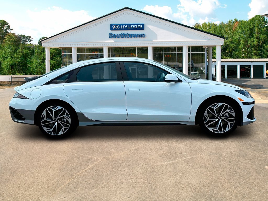 Used 2024 Hyundai Ioniq 6 SEL RWD image 9