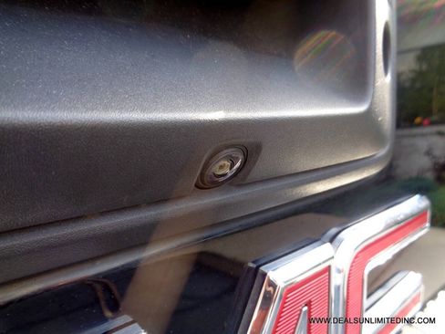 Used 2016 GMC Sierra 1500 4x4 Double Cab w/ Elevation Edition image 17