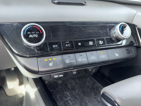 Used 2022 Hyundai Elantra SEL w/ Convenience Package image 43