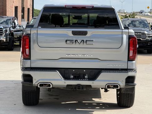 Used 2025 GMC Sierra 1500 Denali Ultimate AWD/4WD image 5