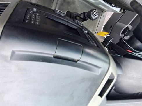 Used 2018 Mercedes-Benz Sprinter 2500 image 8