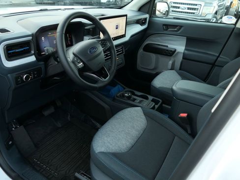 Used 2026 Ford Maverick XLT w/ XLT Luxury Package AWD/4WD image 14