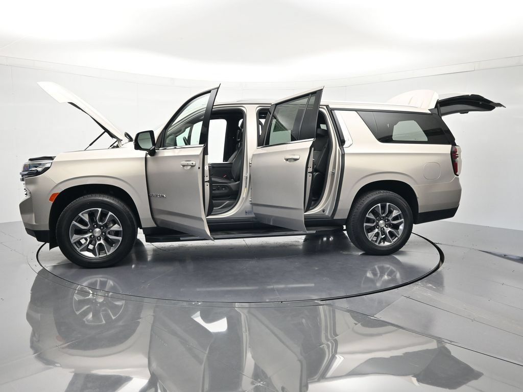 Certified 2024 Chevrolet Suburban LT w/ LT Signature Plus Package AWD/4WD image 50