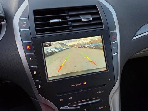 Used 2016 Lincoln MKZ AWD w/ Technology Package image 44