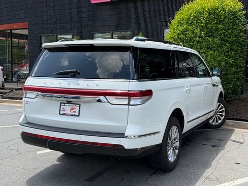 Used 2024 Lincoln Navigator L 4WD image 12