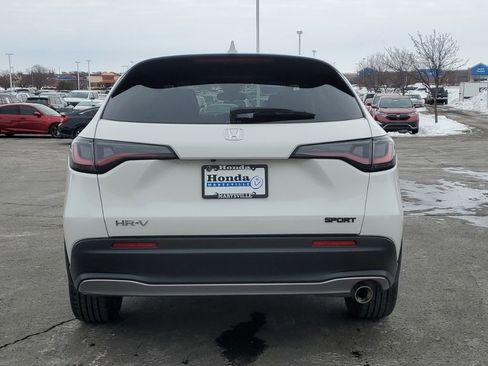 Certified 2024 Honda HR-V Sport image 7